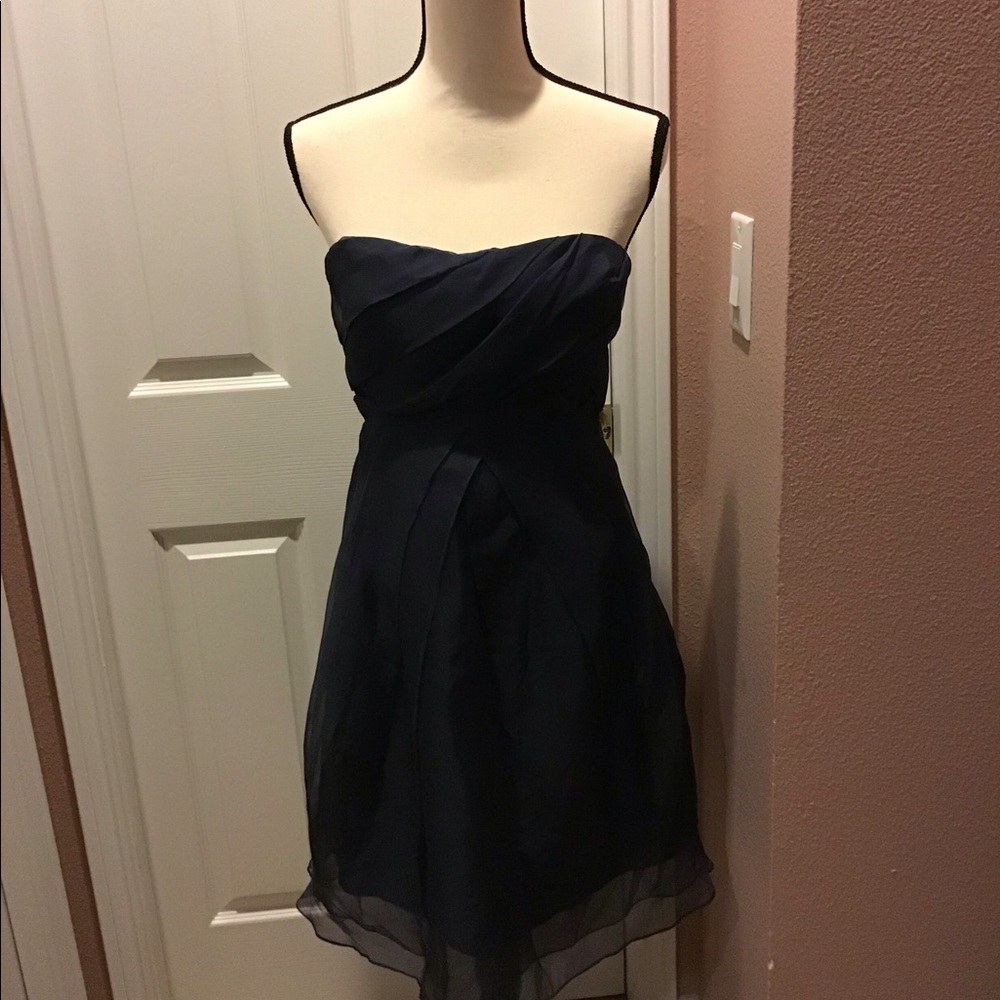 Vera Wang Maids Strapless Dress. 100% Silk